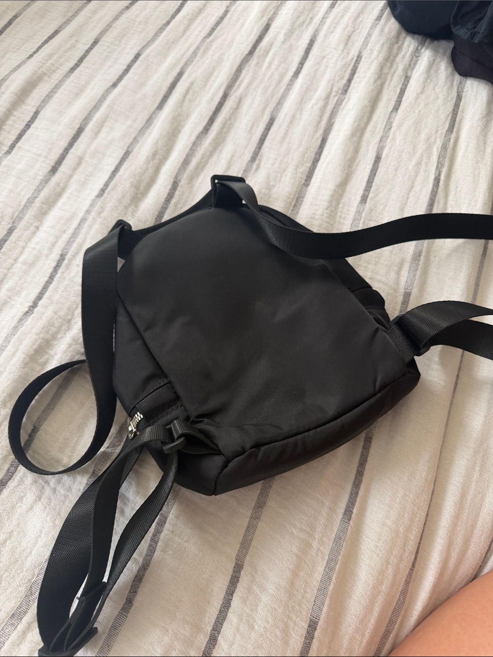 lululemon athletica Black Mini Convertible Backpack - Picture 5 of 6